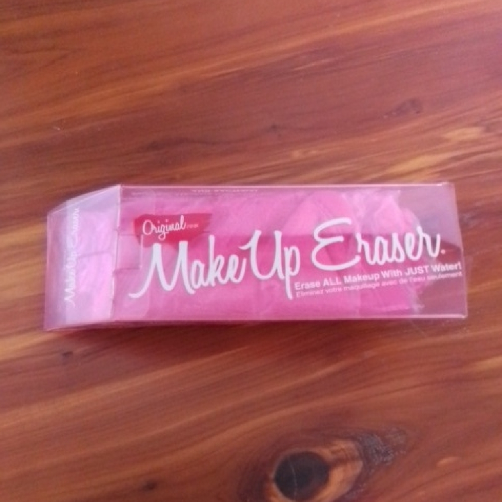 MakeUp Eraser Original Pink Makeup Tool